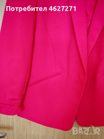 Дамско сако Bershka , снимка 3 - Сака - 52117038