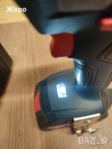 Винтоверт БОШ GSR 18V-55, снимка 7 - Винтоверти - 53585390