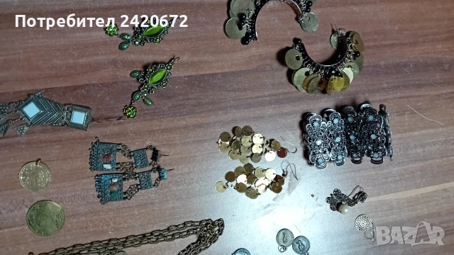 автентични  накити и  пендари