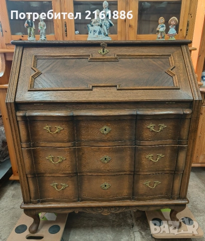 Дъбово писалище с месингови дръжки 