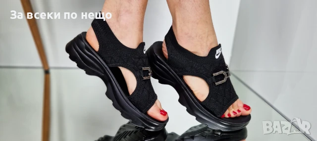 Nike Дамски Черни Сандали С Метален Акцент Найк Код P601