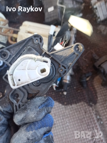 Клапа , парно за Santa Fe II 2.2 CRDI, снимка 2 - Части - 52159481