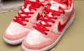 Nike SB Dunk Low x StrangeLove номер 42 ,5-43  маратонки / кецове , снимка 3
