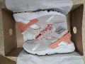 Дамски маратонки Nike Air Huarache MN Summit White DR7874-100, снимка 2