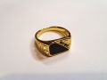 Уникален позлатен пръстен с черен камък и цирконий, снимка 1