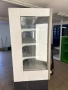 Продава се хладилна ветрина и метални стилажи, снимка 2