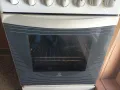 Продавам врата за готварска печка Индезит , снимка 1