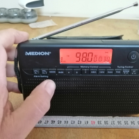 Радиоприемник MEDION MD83160, снимка 14 - Радиокасетофони, транзистори - 40970184