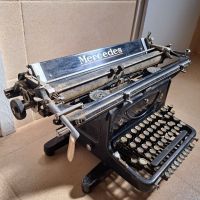 Пишеща машина Мерцедес, снимка 1 - Антикварни и старинни предмети - 45899882