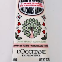 Крем за ръце с аромат на бадем и цветя, L’occitane Limited Edition 10 ml, снимка 2 - Козметика за тяло - 45471621