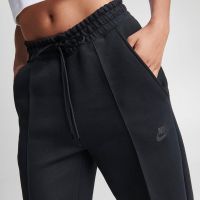 Дамско долнище Nike Tech Fleece Black - размер XS, снимка 3 - Спортни екипи - 45472401