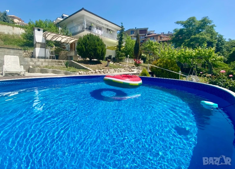 Напълно самостоятелна къща(вила) за нощувки, град Варна, тераса с гледка, басейн, барбекю, батут, снимка 1
