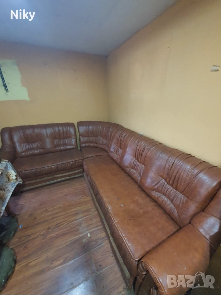 Кожен диван , снимка 1