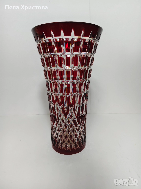 Ваза от двуслоен рубинен оловен кристал , снимка 1