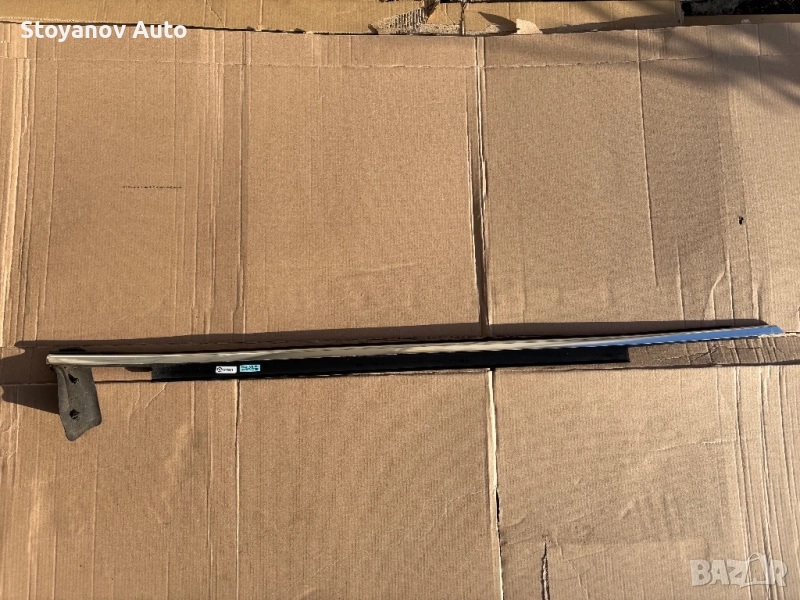 Предна дясна лайсна на врата Audi A6 C7 Limo седан 2011-2018 RH 4Q0853284 2ZZ, снимка 1