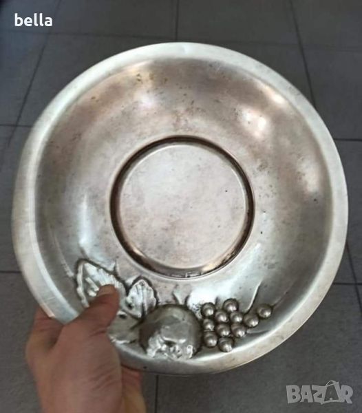 Стара сребърна чиния ,ръчна изработка ,проба 800 Lavоrato a mano-Ръчна изработка-236 грама, снимка 1