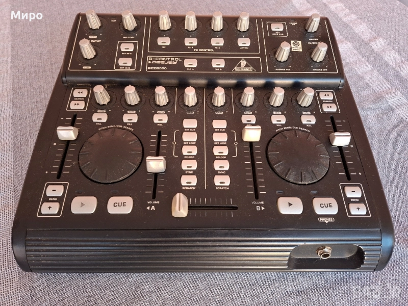 Behringer bcd3000 DJ mixer, снимка 1
