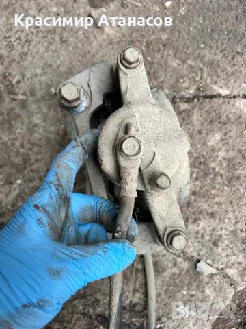 Спирачен апарат преден десен за Тойота Аурис. 1.6 VVti. 132кс. 2011г, снимка 3 - Части - 49679789