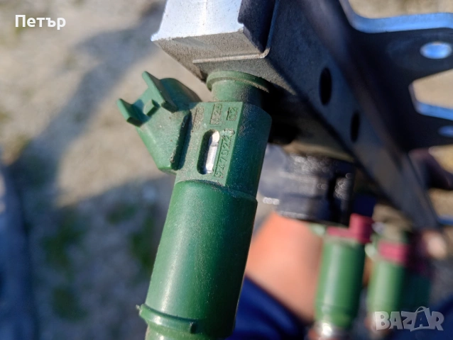 Бензинови дюзи Volvo Denso S60 S80 V70 XC70 2.4 бензин 9470229, снимка 2 - Части - 53803664