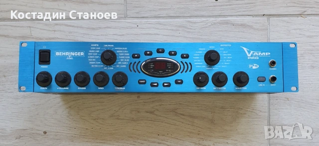 Продавам рак процесор за китара Behringer 
