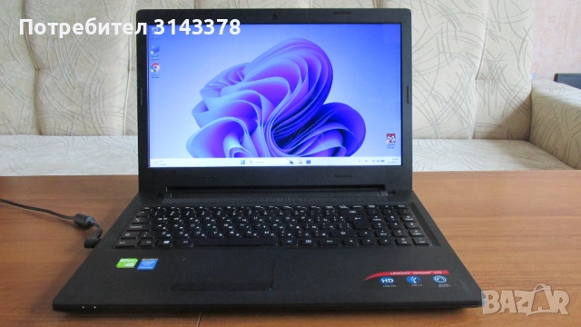 15.6 инча Lenovo с 8 GB DDR3 и SSD лаптоп