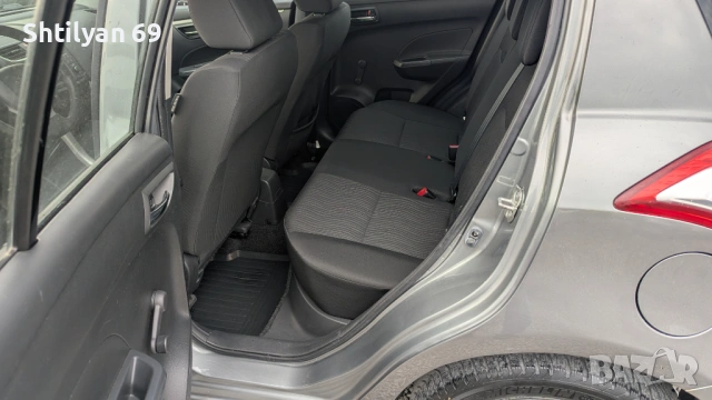 Сузуки Суифт 1.3i, снимка 8 - Автомобили и джипове - 53723900