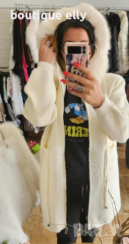 дамска жилетка  бяло и бежово