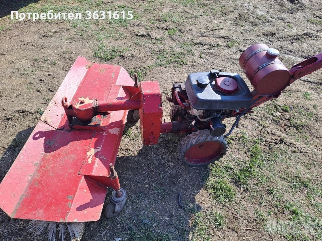 самоходна моторна метла