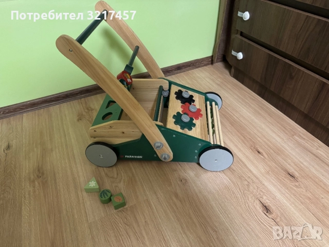 Бебешка проходилка / уолкър