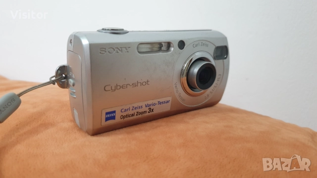 фотоапарат Sony Cyber-shot DSC-S40, снимка 3 - Фотоапарати - 51769173