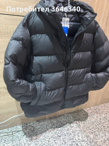 ADIDAS ORIGINALS зимно яке „Tonal Hooded Puffer“ – черно