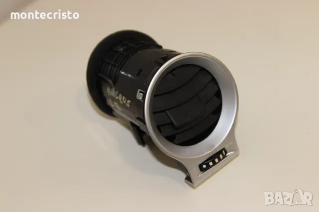 Десен централен въздуховод Renault Koleos (2008-2011г.) дясна централна розетка 68750JY00A, снимка 3 - Части - 50156440