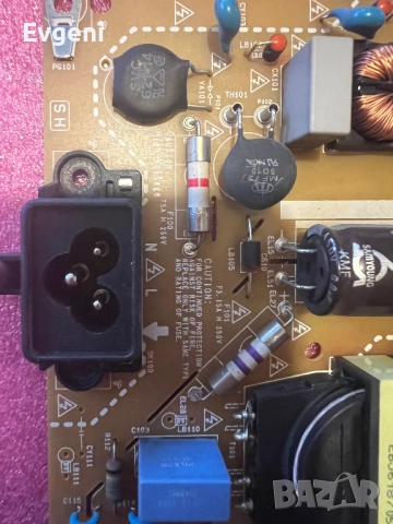 LG 42LB5500,42LF5800 счупени дисплей на части, снимка 18 - Части и Платки - 52612401