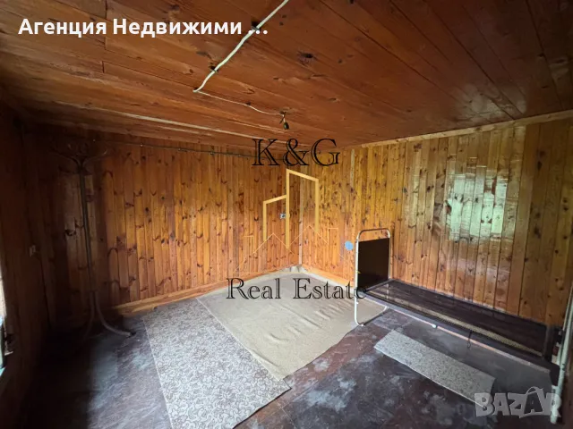 Едноетажна тухлена на гредоред в с. Дряновец , снимка 3 - Къщи - 50297296