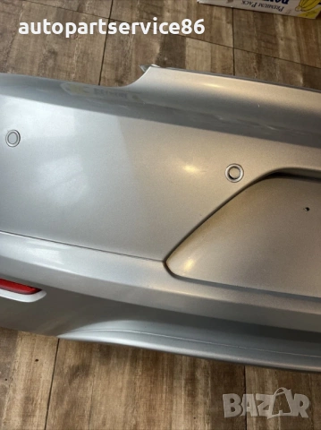 Задна броня сребриста за Volkswagen Scirocco 2.0 Tfsi (2008), снимка 2 - Части - 54164729