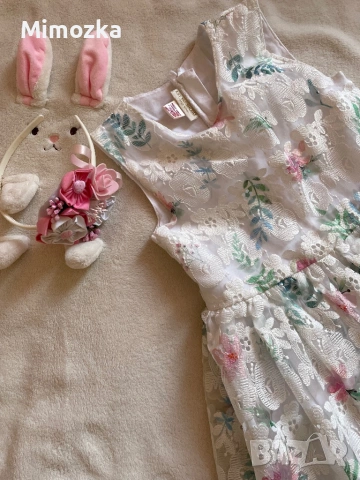 Страхотна рокля с диадемка на Lc waikiki за сладурка р-р 122/128!, снимка 5 - Детски рокли и поли - 53877657