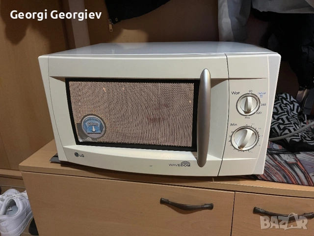 Микровълнова фурна LG, снимка 3 - Микровълнови - 53213685