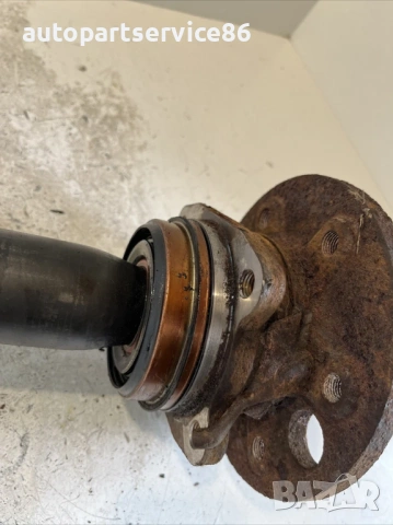 Каре на задвижващия вал заден десен 26 зъба едноколесен за Mercedes W906 Sprinter (2008), снимка 2 - Части - 54165439