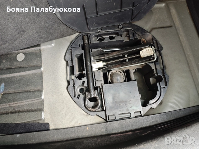 Renault Modus 2010г, снимка 5 - Автомобили и джипове - 51625367