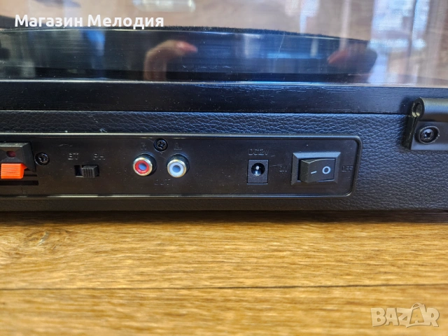 Грамофон Audizio RP330 с Bluetooth – Модерен дизайн и вграден усилвател, снимка 11 - Грамофони - 53778348