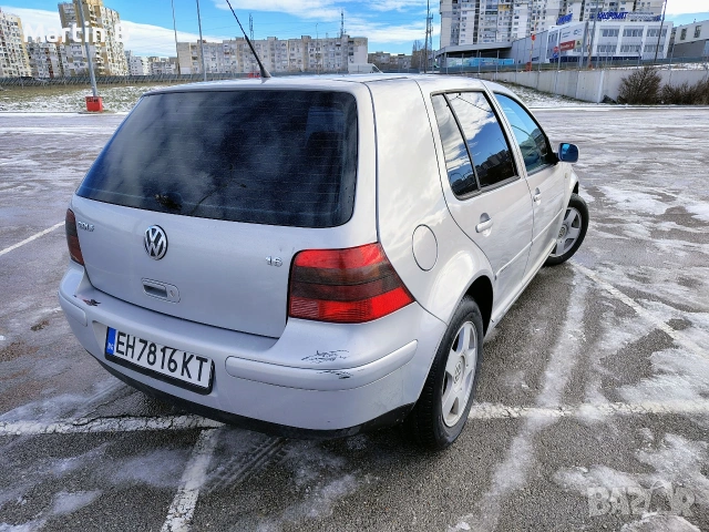VW Golf IV 1.6 SR, снимка 2 - Автомобили и джипове - 53389107