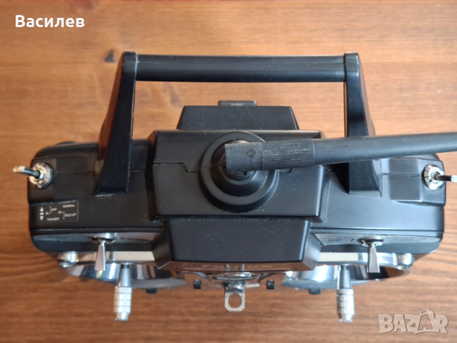 Радио за радиоуправляеми модели FUTABA, снимка 5 - Дронове и аксесоари - 52460205