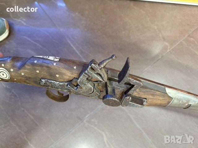 Стара кремъчна пушка с костни набивки, снимка 4 - Антикварни и старинни предмети - 53901090