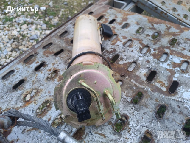 Кошница Бензинова Помпа + Нивомер За Деу Нубира Комби 2000г / Daewoo Nubira Combi 2000y