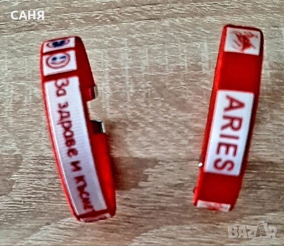 Две оригинални мартеници-обеци и колие и гривни за късмет, снимка 2 - Колиета, медальони, синджири - 53685693