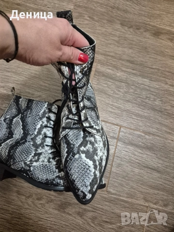 чисто нови дамски боти , снимка 2 - Дамски боти - 52695137