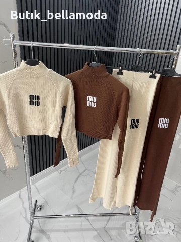 Дамски сет с бродирано лого мио, снимка 2 - Спортни екипи - 52340066