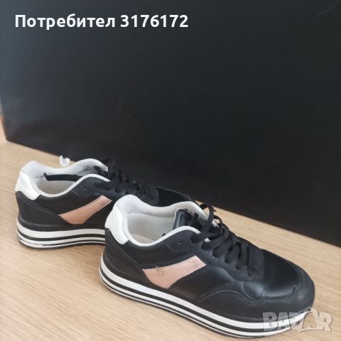 Обувки N36, снимка 2 - Детски маратонки - 45608349