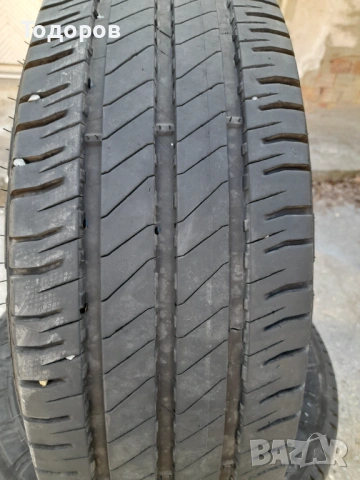 Продава гуми 235 65 16С,ДОТ 2025г.,Мишелин, за Спринтер,Крафтер,Ивеко