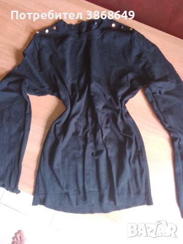 Красива черна блуза, снимка 1 - Блузи с дълъг ръкав и пуловери - 46373332
